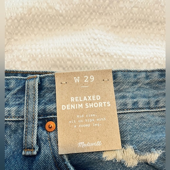 NWT Madewell Relaxed Denim Shorts / Size 29 - Picture 2 of 4
